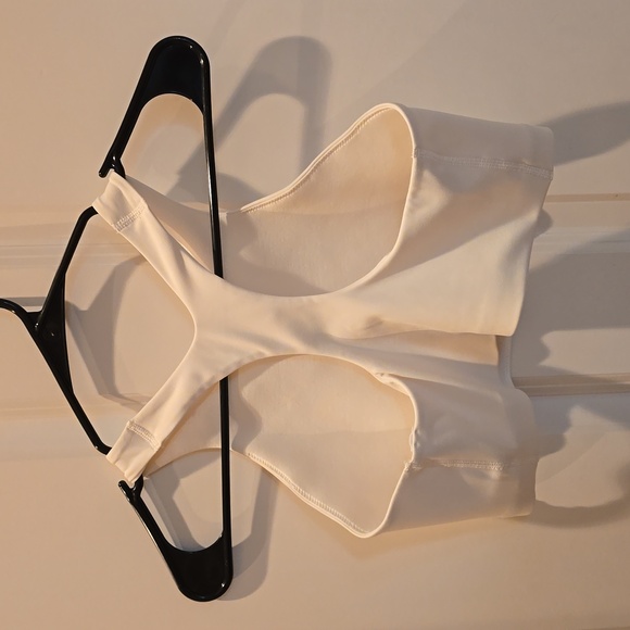 Nike Cropped Tank Bra - Picture 3 of 3